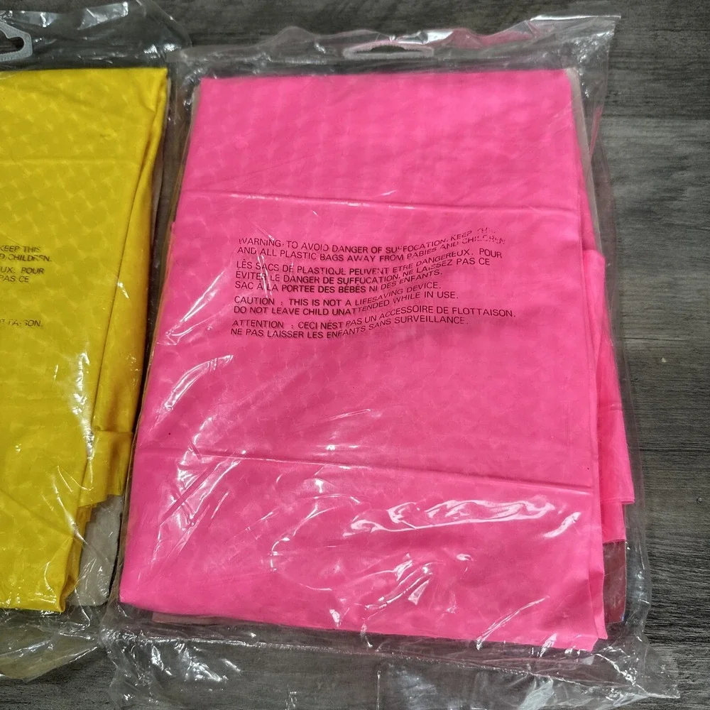 2 VTG Baywatch H2O Surf's Up Pamela Anderson Air Mat Tony NOS Pool Inflatable